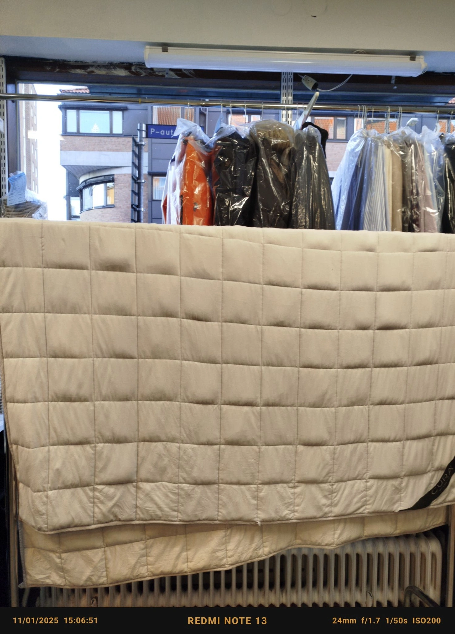 Rengjort täcke och plagg